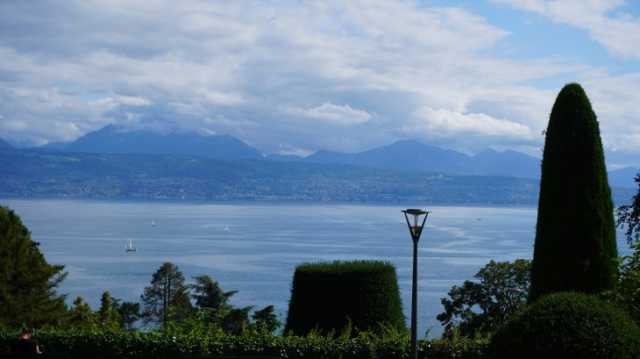 لوزان السويسرية.. سياحة التفاصيل الهادئة والحياة الراقية