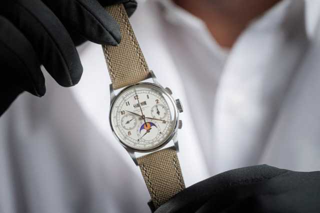 ساعة باتيك فيليب نادرة تحطم رقمها القياسي وتباع بـ17.6 مليون دولار في مزاد بجنيف