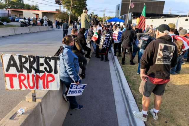 الحرس الوطني الأميركي يبدأ الانسحاب من بورتلاند وشيكاغو
