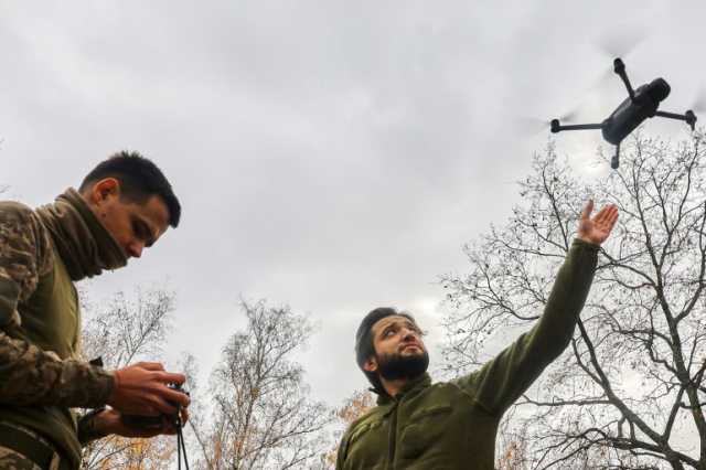 روسيا تعلن إسقاط 98 مسيرة أوكرانية وكييف تندد باستهداف منشآت الطاقة