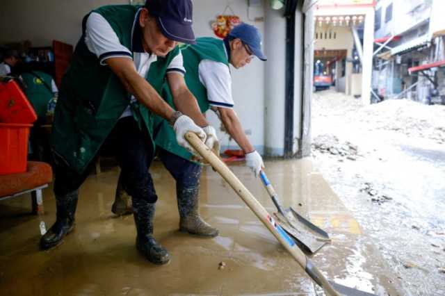 إعصار فونغ وونغ يسبب فيضانات في تايوان وإجلاء الآلاف