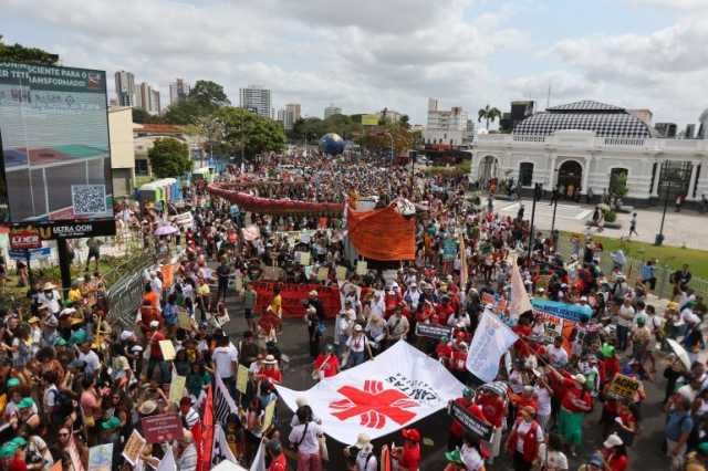 كوب 30.. احتجاجات للمطالبة بالعدالة المناخية وحماية الكوكب