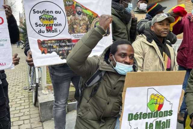 الجالية المالية في فرنسا تندد بحملات إعلامية منحازة ضد بلادها