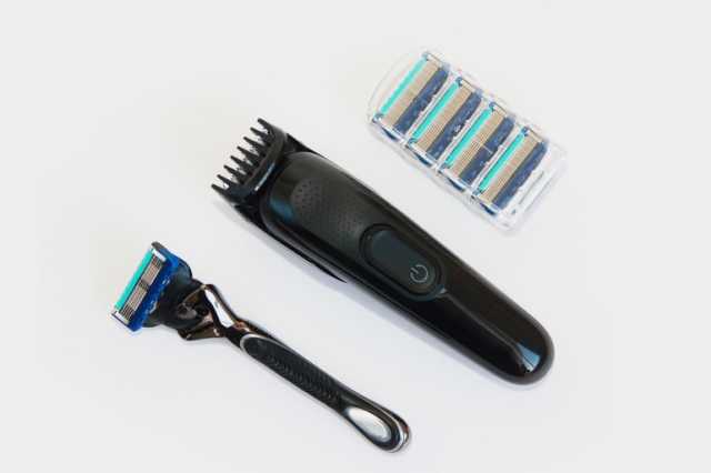 من الشفرات إلى البطارية.. دليلك لاختيار ماكينة الحلاقة الرجالية المثالية