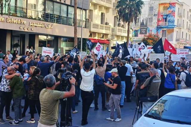 رايتس ووتش تدعو تونس لإسقاط التهم عن محتجزين من المجتمع المدني