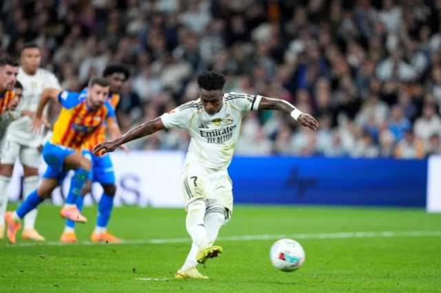 بعد إهدار فينيسيوس.. ألونسو مدرب ريال مدريد يؤكد منفذ ركلات الجزاء