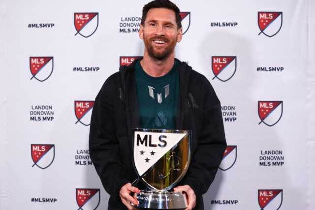 بجائزة أفضل لاعب.. ميسي يختتم موسما استثنائيا بالدوري الأميركي