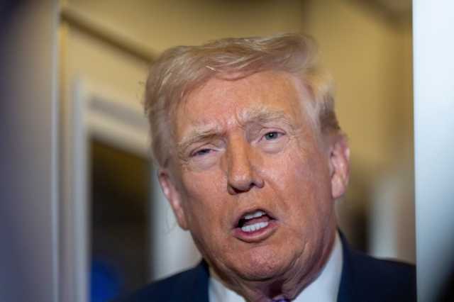 ترامب يؤكد تعليق قرارات اللجوء لفترة طويلة