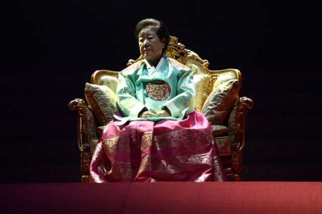 كوريا الجنوبية تحاكم الأم المقدسة بتهمة الفساد