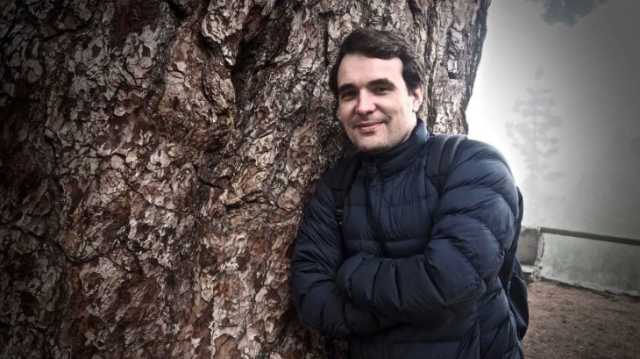 سجن صحفي فرنسي يثير ردا من ماكرون وتفاعلات بالجزائر