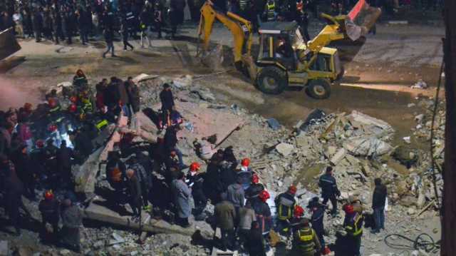 بعد انهيار مفاجئ لمبنيين بفاس.. مغاربة يطالبون بمحاسبة المسؤولين