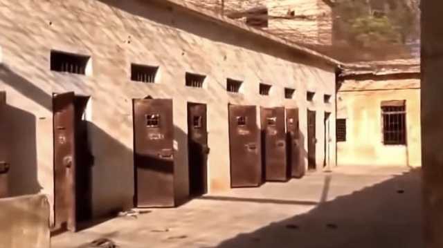 سجن تدمر.. بناه الفرنسيون اصطبلا للخيول وتحوّل إلى واحد من أسوأ سجون العالم