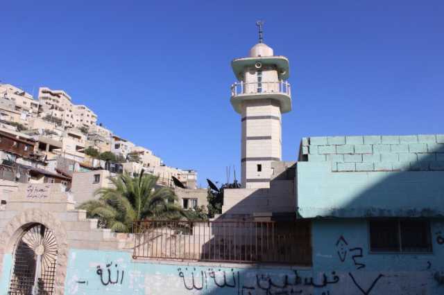 في القدس.. أذان محاصر وأئمة ملاحقون ومصلون مستهدفون
