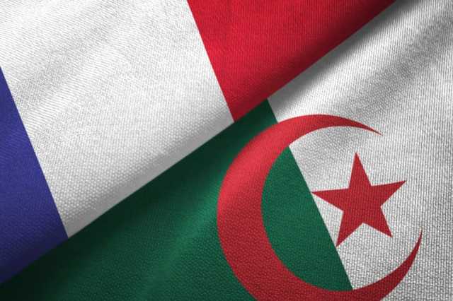 جزائريون يطالبون بالرد بالمثل على تقليص مساحة سفارة بلادهم في فرنسا