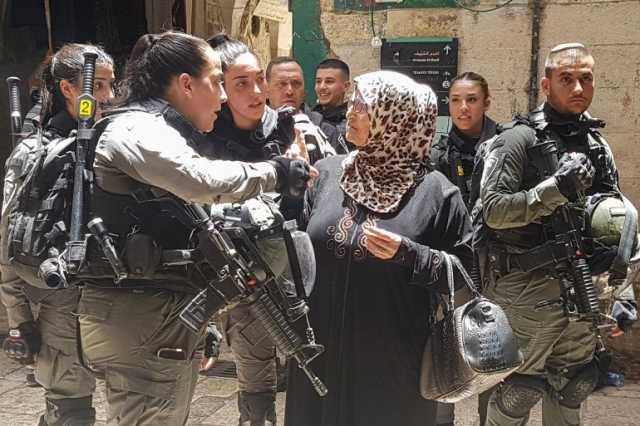 مُسنان يهبان حياتهما للأقصى ويتحملان في سبيله صنوف العذاب