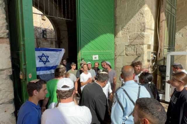 جماعات الهيكل تطالب بالاحتفال بـيوم القدس العبري داخل الأقصى