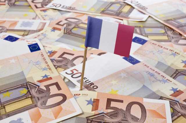 خروج ملياري دولار من البورصات الأوروبية قبل الانتخابات الفرنسية