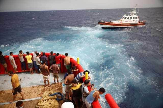 مأساة جديدة بالمتوسط.. أكثر من 30 مفقودا إثر غرق قاربين لمهاجرين قبالة سواحل إيطاليا
