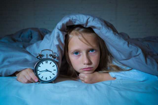 كيف يؤثر السهر المتأخر جدا في الصيف على أدمغة الصغار؟