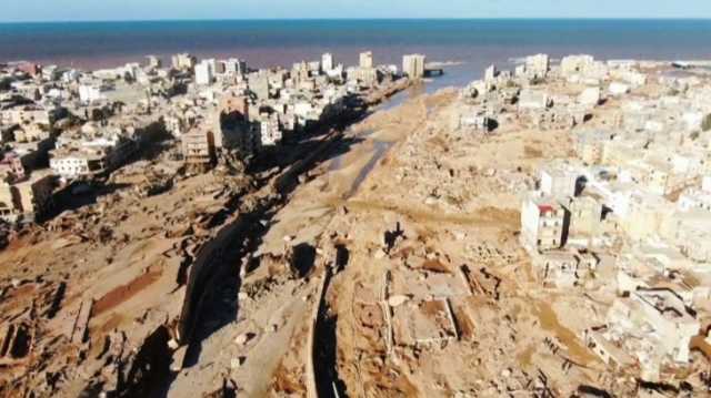 بعد أسبوع من كارثة درنة.. عمارات كاملة تحت المياه وفرق الإنقاذ تواجه صعوبات