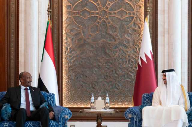 أمير قطر يجري اتصالا هاتفيا بالبرهان