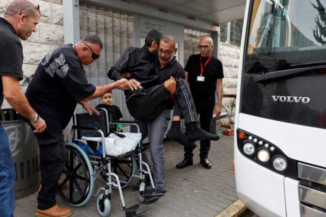 القدس.. الاحتلال يبعد مرضى أنهوا علاجهم ومحاولات لإعادتهم إلى غزة