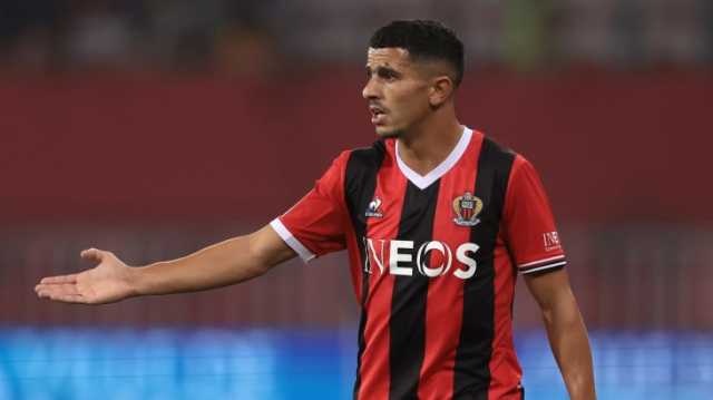 قضية الجزائري عطال على المنصات.. لماذا لم يحاكم اللاعبون في أوروبا على دعمهم لأوكرانيا؟