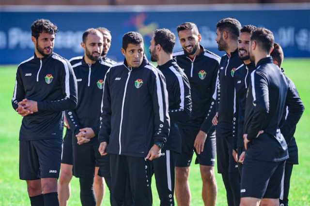 عموتة يستنجد بالهداف التاريخي لمنتخب الأردن في قائمة كأس آسيا 2023