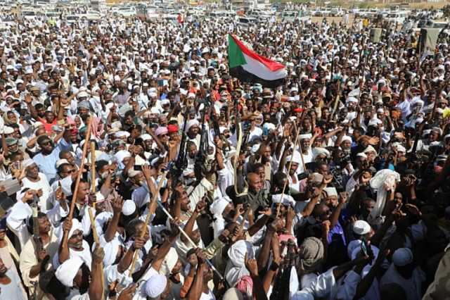 موعد العملية السياسية يفجر جدلاً بين الفرقاء السودانيين