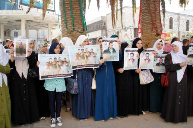 الاعتقال السياسي في سجون السلطة.. الملاحقة التي لم توقفها الحرب