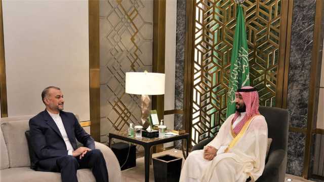 مباحثات صريحة ومفيدة.. وزير خارجية إيران يلتقي الأمير السعودي