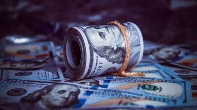 عالمياً.. أسعار الدولار قرب أعلى مستوى في شهرين