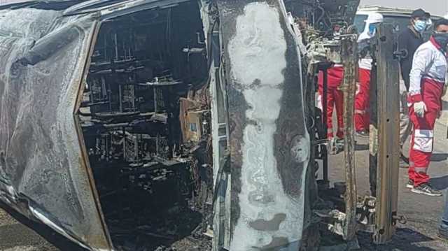 تسبب باحتراق إحدى العجلات.. حادث تصادم يودي بحياة 7 إيرانيين بواسط (صور)