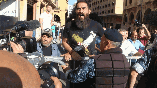 مواجهات خلال مسيرة تنادي بحقوق المثليين في لبنان