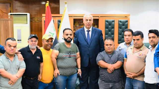 وزير الثقافة يقترح تأسيس فرقتين فنيتين لقصار القامة