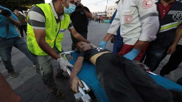 غزة.. اجلاء 12 طفلا مصابا بالسرطان للعلاج في الخارج