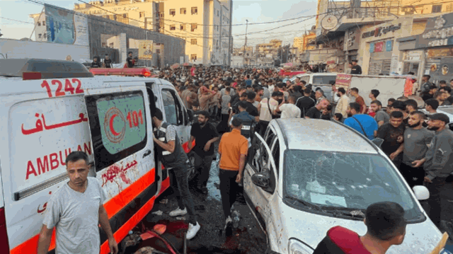 غارات إسرائيلية وجثث مكدسة بمحيط مجمع الشفاء