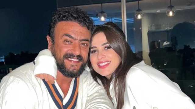 ياسمين عبد العزيز تزور أحمد العوضي في المستشفى.. هل تراجعت عن الطلاق؟