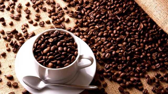 شرب القهوة على معدة خالية.. هل يضر بصحتك؟