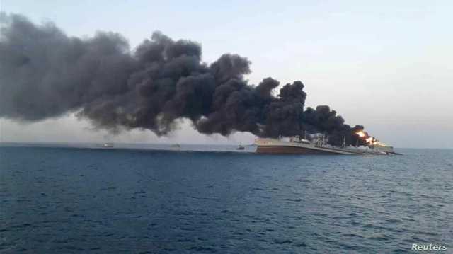 قتلى وجرحى بين طاقم ناقلة بضائع تعرضت لضربة بصاروخ حوثي