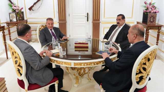 ثلاثة تحالفات تؤكد أهمية المضي بانتخاب رئيس جديد للبرلمان
