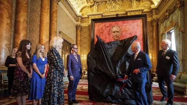 لوحة بورتريه للملك تشارلز الثالث تثير موجة سخرية