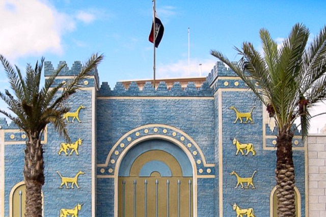 العراق يفتتح الخط الجوي المباشر بين بغداد ومسقط