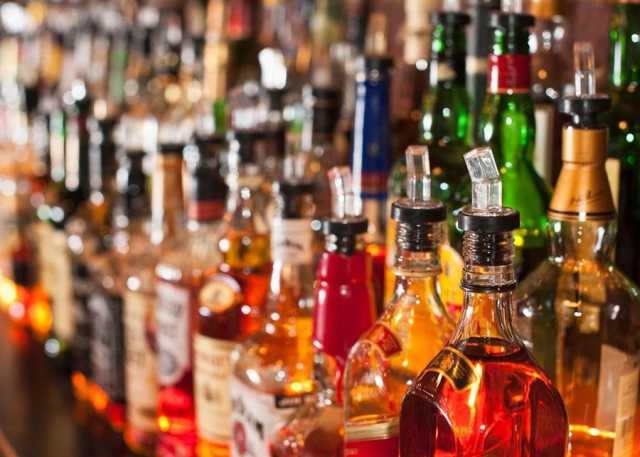 إجازة الخمور.. 3 محاذير من أزمة في ديالى ومناطق ترفض فتح محال لبيعها