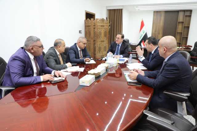 في إجتماعها الأول.. لجنة حكومية تصدر توصيات عدة بشأن الغاز المسال