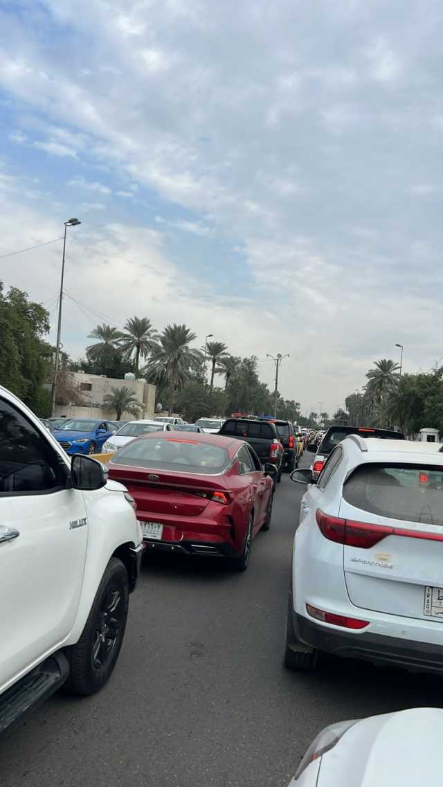 اشتباكات بين قوات الأمن ومتظاهري حشد الدفاع قرب المنطقة الخضراء ببغداد