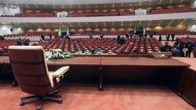 القوى السياسية في ورطة قانونية بشأن انتخاب رئيس البرلمان - عاجل