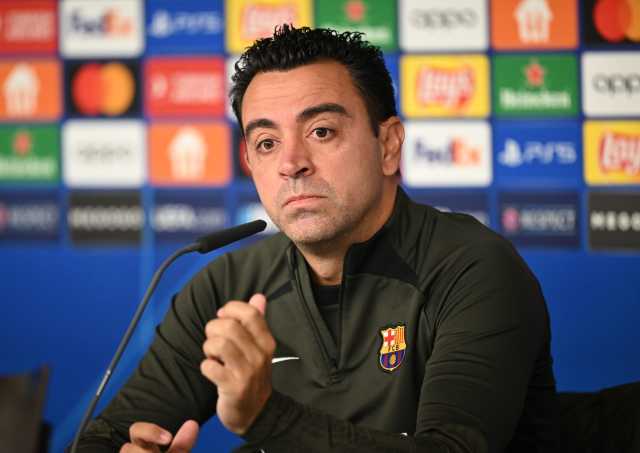 برشلونة ينتظر إقالة خليفة تشافي