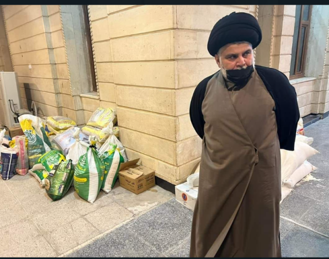 بعد ساعات من اطلاق دعوته.. الصدر أمام اول وجبة تبرعات لغزة (صور)