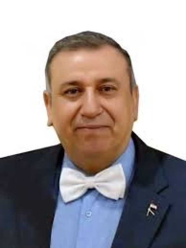 الى من يرانا صغارا.. نراك أصغر